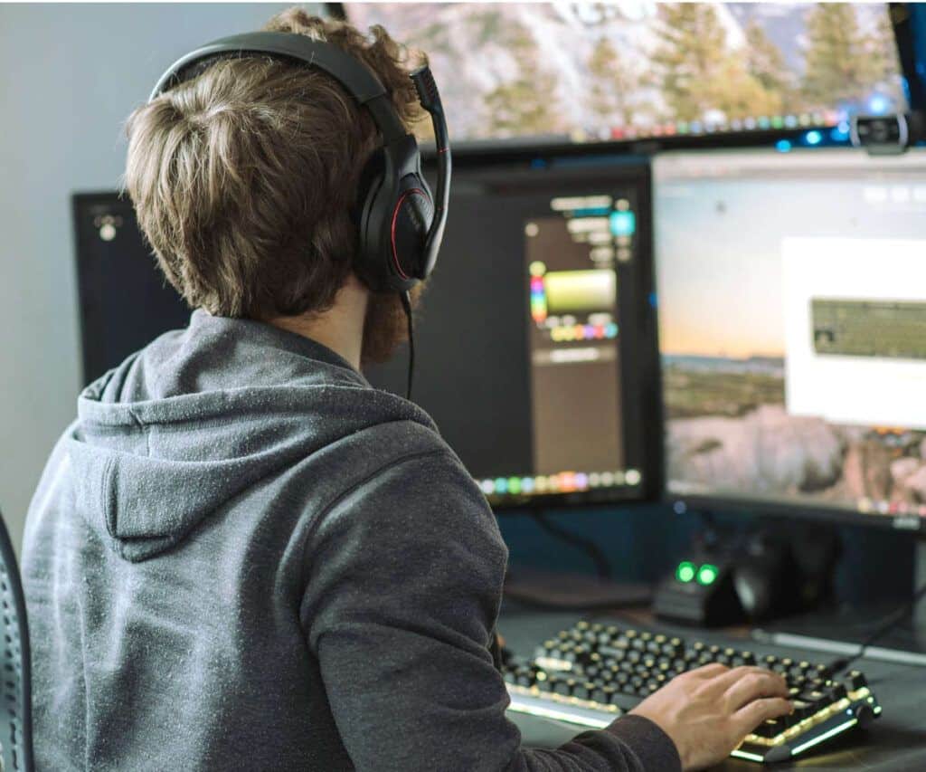 Programador cómo hacer facturas y declarar