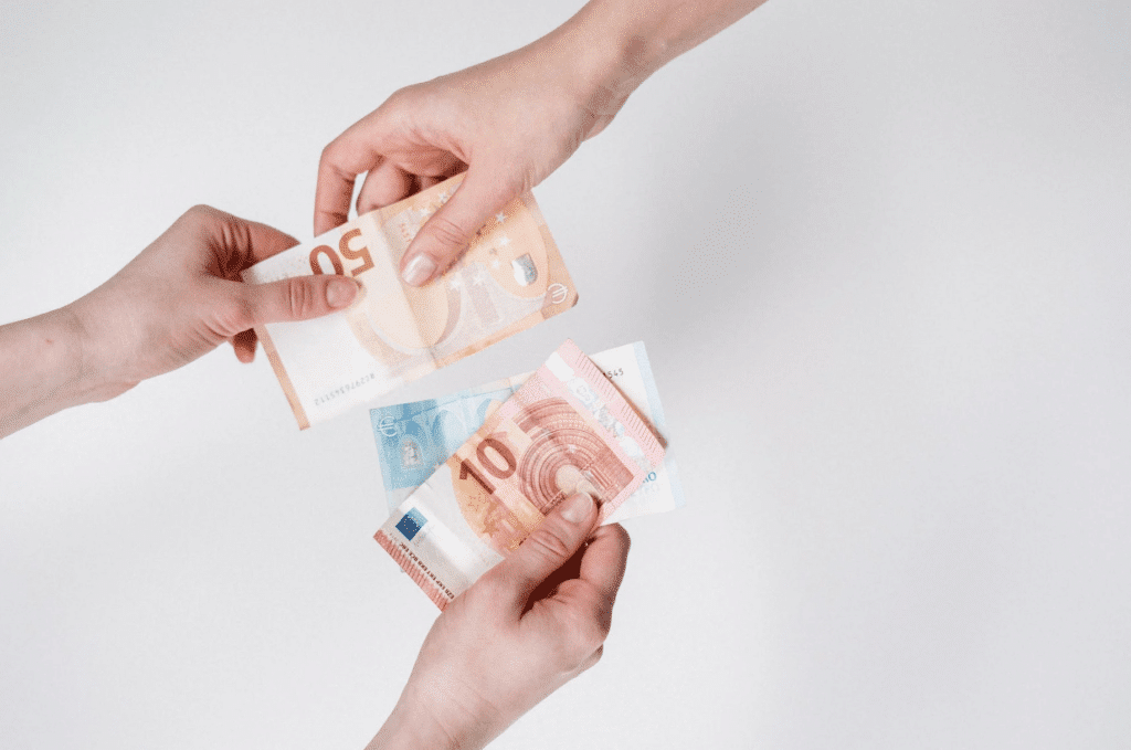 cuanto pagar cuota autonomos cobrar 1500 euros de baja