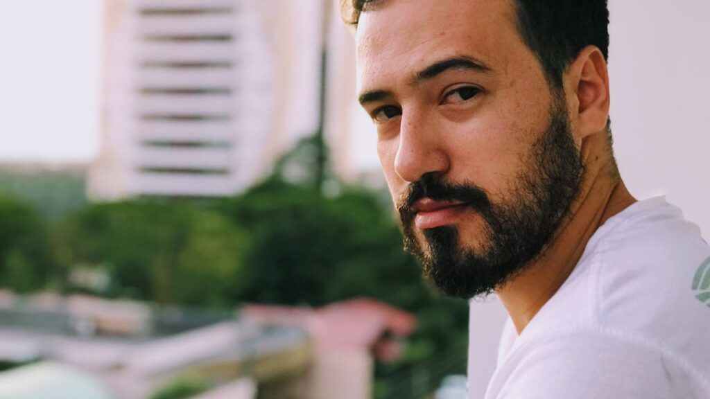 Cuánto pagaré de cuota de autónomos en 2025 si gano 2.000 euros