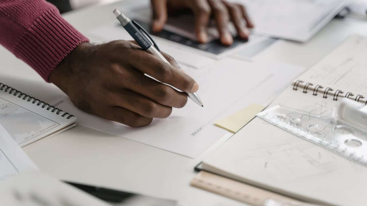 Cosas que tienes que revisar sí o sí en tu borrador de la renta