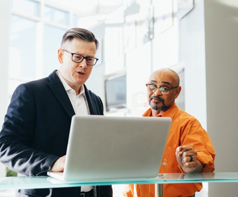 ¿Qué pasa con el Kit Digital si me doy de baja de autónomo?